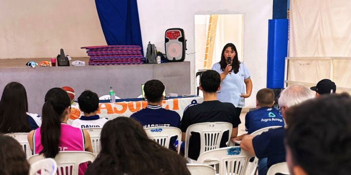 Imagen de Athletic realiz&oacute; una charla nutricional para jugadores de b&aacute;squet