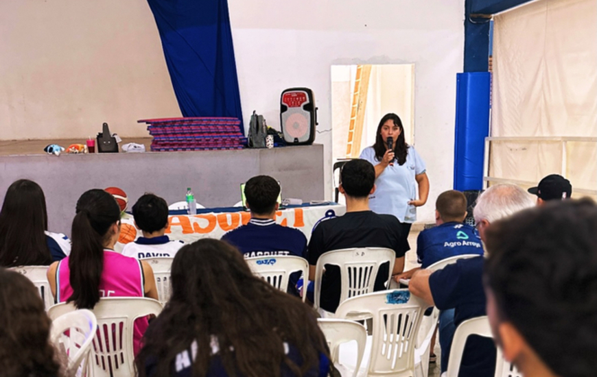 Imagen de Athletic realiz&oacute; una charla nutricional para jugadores de b&aacute;squet