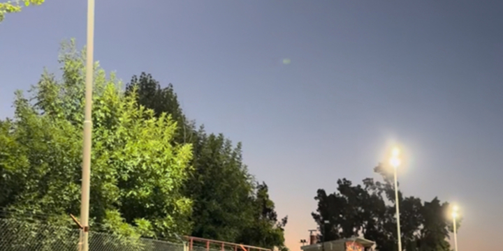 Imagen de Nuevas torres de iluminaci&oacute;n led en la cancha de f&uacute;tbol de Talleres