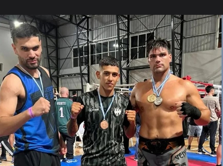 Imagen de Kick Boxing: competidores del Punisher Team de Uni&oacute;n ganaron medallas en la Copa Argentina 2026