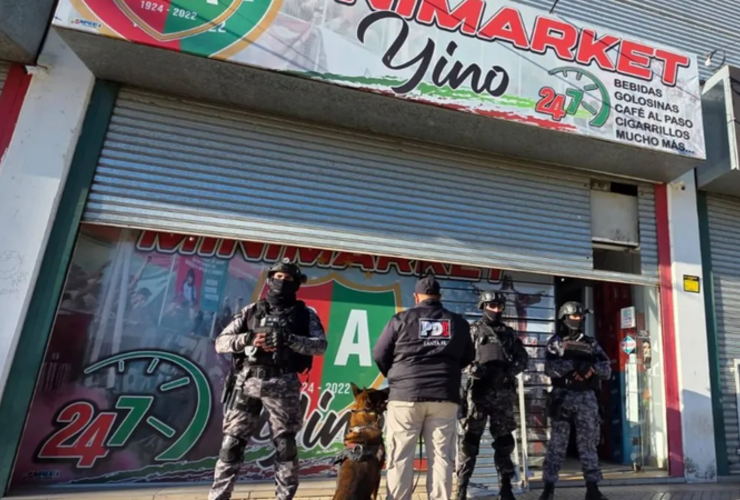 Imagen de Extorsiones al hermano del "Pocho" Lavezzi: los detalles detr&aacute;s de la ca&iacute;da del jefe de la barra de Coronel Aguirre