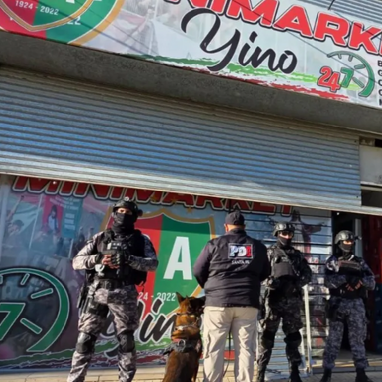 Imagen de Extorsiones al hermano del "Pocho" Lavezzi: los detalles detr&aacute;s de la ca&iacute;da del jefe de la barra de Coronel Aguirre