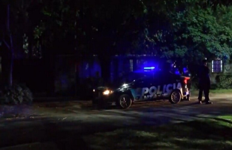 La Polic&iacute;a en el lugar del crimen.