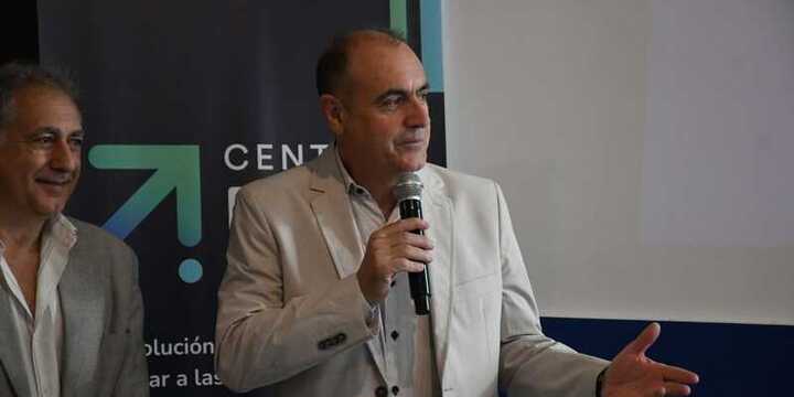 Imagen de Carlos Pighin: "En Alvear el desarrollo productivo es una decisi&oacute;n pol&iacute;tica"