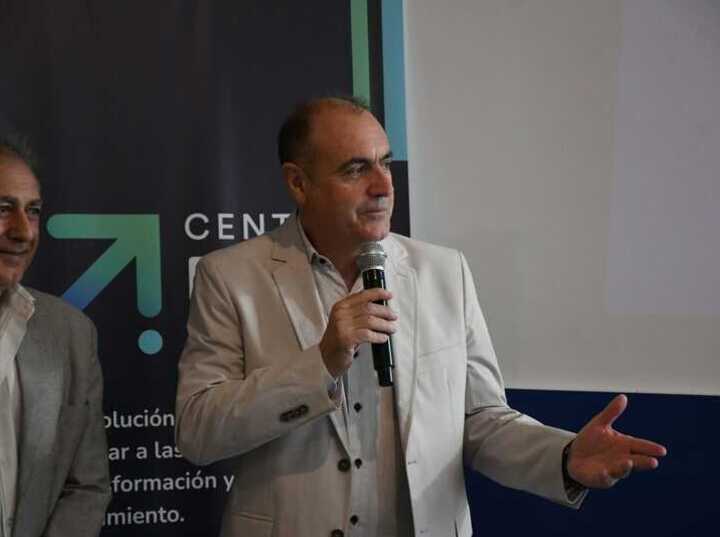 Imagen de Carlos Pighin: "En Alvear el desarrollo productivo es una decisi&oacute;n pol&iacute;tica"