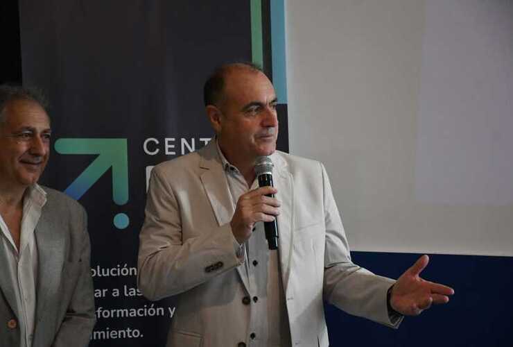 Imagen de Carlos Pighin: "En Alvear el desarrollo productivo es una decisi&oacute;n pol&iacute;tica"