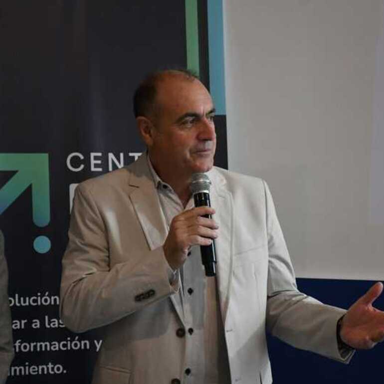 Imagen de Carlos Pighin: "En Alvear el desarrollo productivo es una decisi&oacute;n pol&iacute;tica"