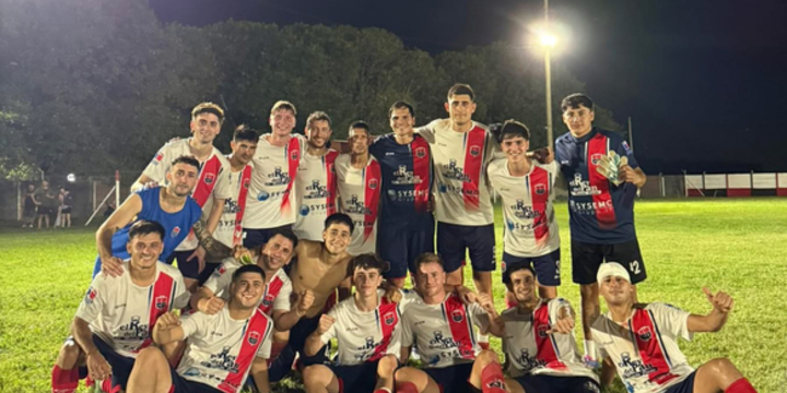 Imagen de Talleres gan&oacute; y gole&oacute; 8 a 0 a Figherense por la fecha 3 en Primera Divisi&oacute;n