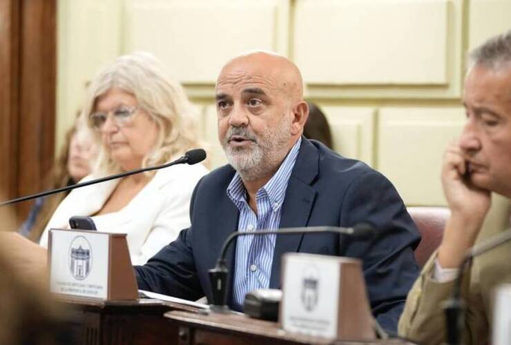 Imagen de IAPOS: piden que se mantenga el formato papel para afiliados con dificultades digitales