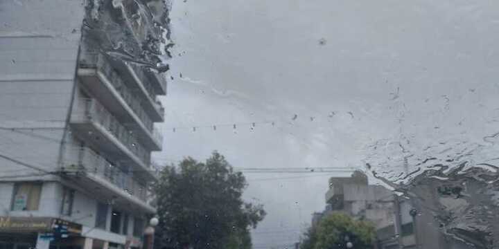 Imagen de Clima extremo: doble alerta por calor agobiante y tormentas fuertes