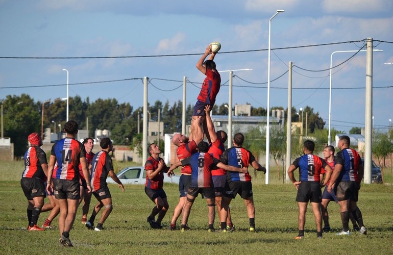 Imagen de Debut con triunfo para los Campeones de Rugby de Talleres ante Uni&oacute;n Casildense