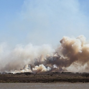 Imagen de Fuego en las islas: dictan falta de m&eacute;rito para los diez imputados por los incendios de 2022