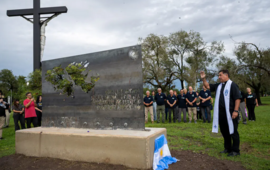 Imagen de San Lorenzo rinde tributo: se inaugur&oacute; un imponente monumento a los H&eacute;roes de Malvinas
