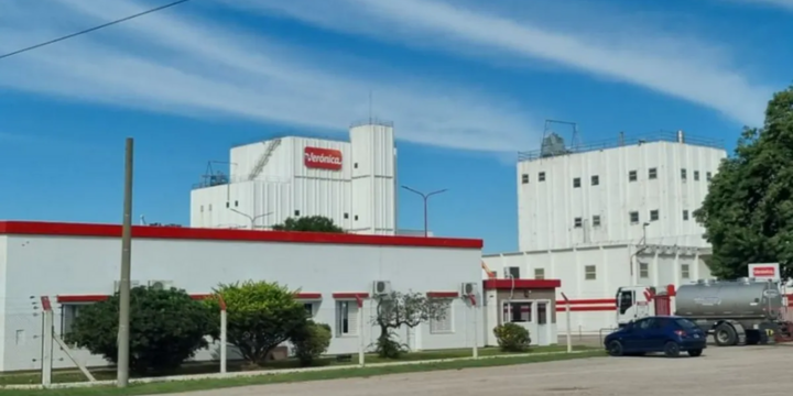 Imagen de L&aacute;cteos Ver&oacute;nica: Denuncian maniobras de vaciamiento y peligran 700 puestos de trabajo