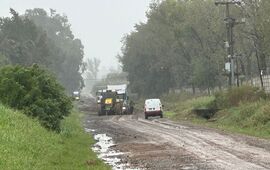 Imagen de El camino de tierra entre General Lagos y Arroyo Seco se encuentra intransitable por las lluvias