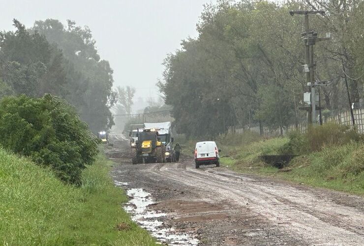 Imagen de El camino de tierra entre General Lagos y Arroyo Seco se encuentra intransitable por las lluvias
