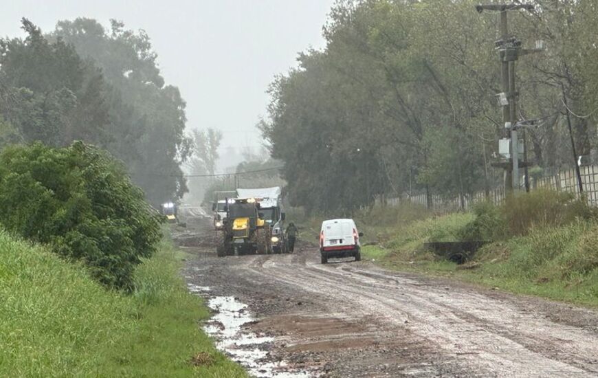 Imagen de El camino de tierra entre General Lagos y Arroyo Seco se encuentra intransitable por las lluvias
