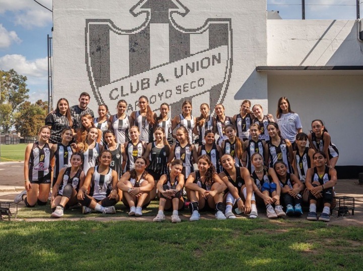 Imagen de Uni&oacute;n fue anfitri&oacute;n de la 2&ordf; edici&oacute;n del Torneo Nacional de V&oacute;ley 'Copa Blanca y Negra Sub14'