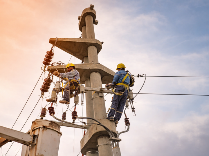Imagen de La EPE realiza mantenimiento en media tensi&oacute;n en Arroyo Seco