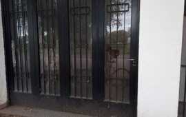 Imagen de Vandalismo recurrente en calle Independencia y Sarmiento: "Arroyo parece tierra de nadie"