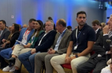 Imagen de El intendente Carlos Pighin particip&oacute; del Foro Converge en Rosario