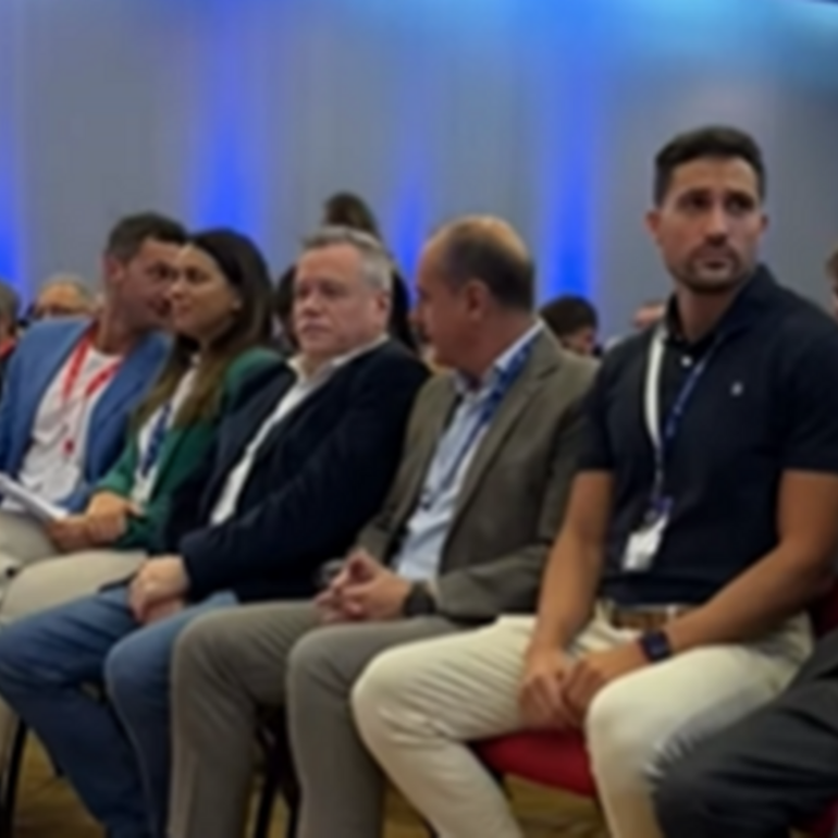 Imagen de El intendente Carlos Pighin particip&oacute; del Foro Converge en Rosario