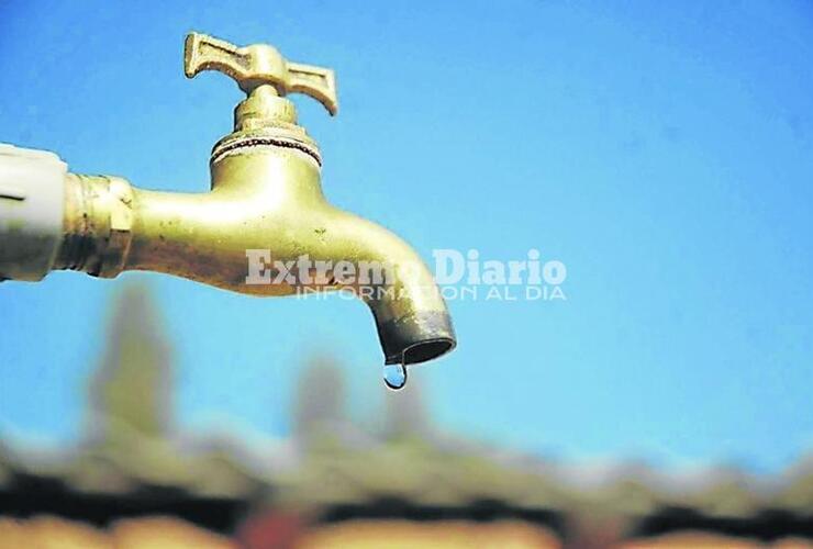 Imagen de Vecinos de Playa Hermosa denuncian m&aacute;s de nueve d&iacute;as sin agua y reclaman respuestas urgentes