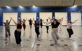 Imagen de Las clases de Danzas Urbanas de ASAC se dividieron en grupos por la gran convocatoria