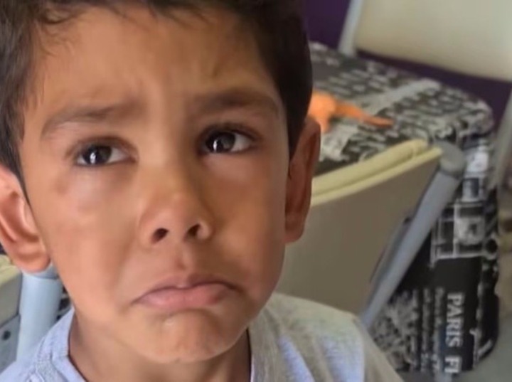 El entorno paterno del nene que murió en Comodoro Rivadavia apuntó contra la madre. El entorno paterno del nene que murió en Comodoro Rivadavia apuntó contra la madre.