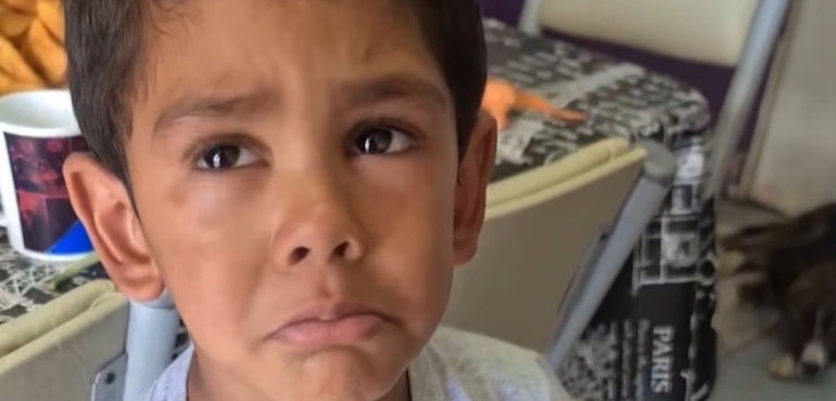 El entorno paterno del nene que muri&oacute; en Comodoro Rivadavia apunt&oacute; contra la madre.