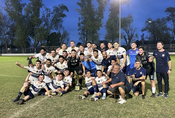 Imagen de Central Argentino 'S&uacute;per Campe&oacute;n': El Lobo venci&oacute; por penales a Empalme Central en la Final de la Supercopa