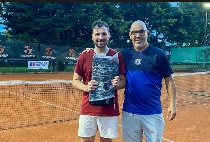 Imagen de ASAC con otro Campe&oacute;n en Tenis: Diego Renzi fue 1&ordm; puesto en Singles 2da cat en el Pre Interclubes