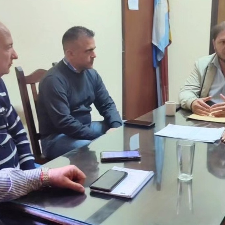 El Dr. Ramos durante un encuentro con los ediles el a&ntilde;o pasado. Foto: Archivo