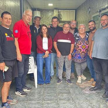 El encuentro tuvo lugar ayer en el barrio.