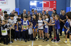 Imagen de Hoy se cumple 1 a&ntilde;o de la inauguraci&oacute;n del piso de Parquet de ASAC con la visita del gobernador Pullaro