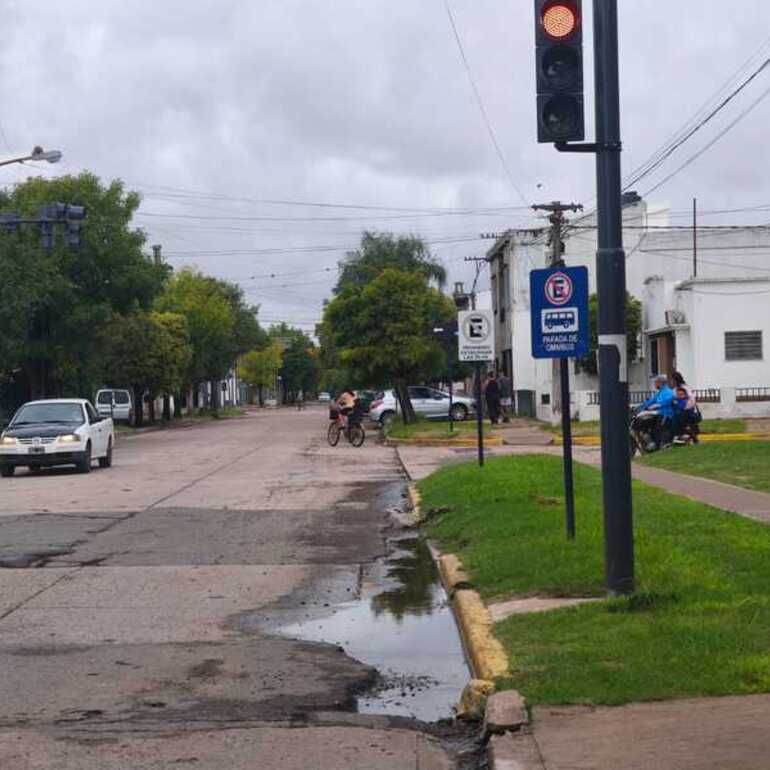 Imagen de Reclamo por el transporte: denuncian paradas se&ntilde;alizadas donde los colectivos no se detienen