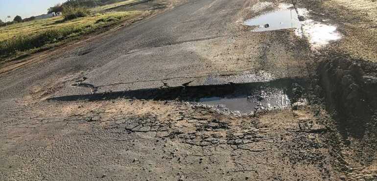 Imagen de Reclamo por el grave estado del ingreso desde la autopista a Arroyo Seco