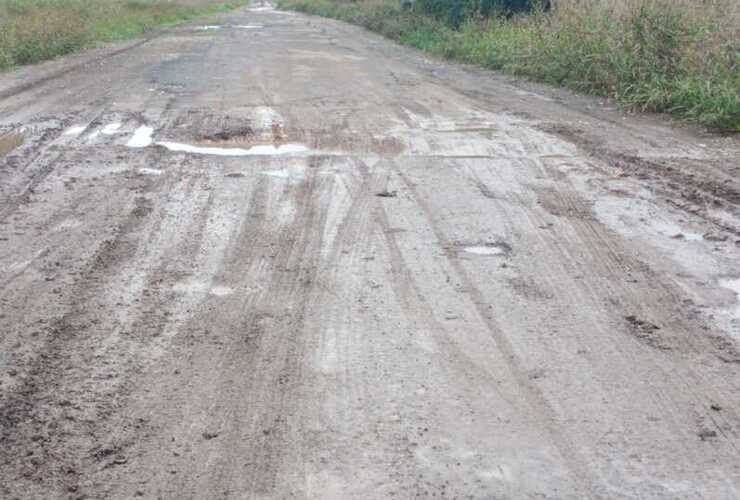 Imagen de Vecinos denuncian el estado �intransitable� del camino al Club de Pescadores en Fighiera