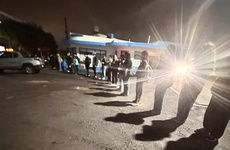 Imagen de Usuarios que viajan a Rosario denuncian demoras, sobrecarga y gastos extra en el transporte