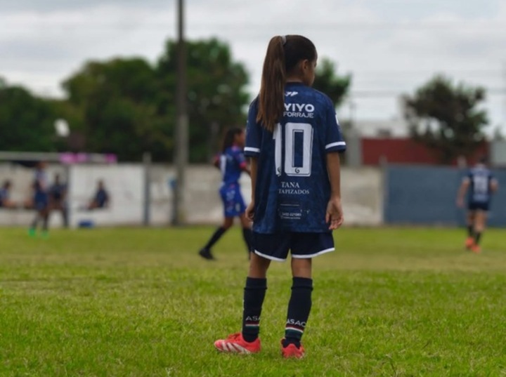 Imagen de Athletic y Libertad juegan ma&ntilde;ana por la fecha 2 del torneo femenino