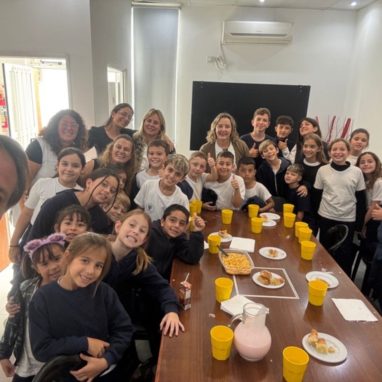 Imagen de Alumnos de la Escuela Primaria N&deg; 144 visitaron la Comuna y sus &aacute;reas de trabajo