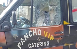 Imagen de La burocracia del "no pago": Vecino de Playa Hermosa reclama hace meses por da&ntilde;os causados por personal municipal