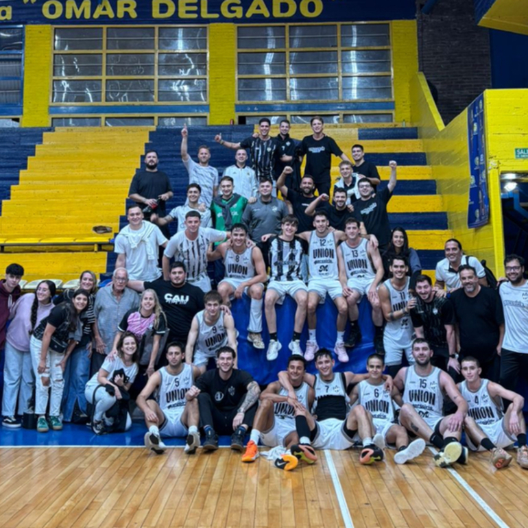 Imagen de Ag&oacute;nico triunfo de Uni&oacute;n 82 a 81 sobre Rosario Central por la Superliga