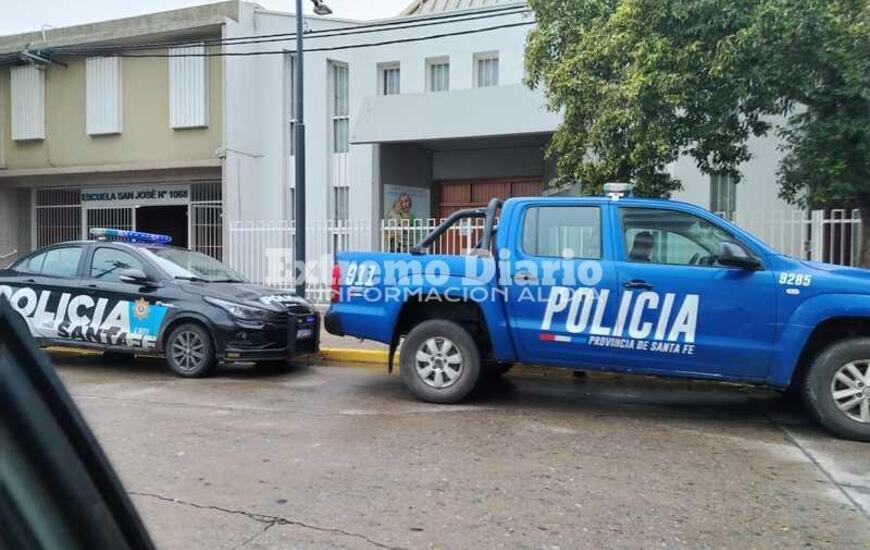 Imagen de Amenazas en escuelas: Santa Fe aplicar&aacute; un protocolo para cobrar el costo de los operativos a los responsables