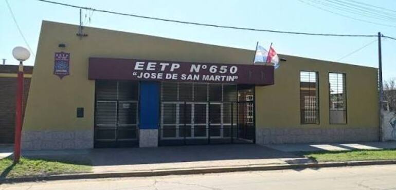 Imagen de Farroni minti&oacute;: La E.E.T.P. N&deg;650 y la N&deg;450 desmintieron las razones que di&oacute; la funcionaria sobre los cursos de la UTN