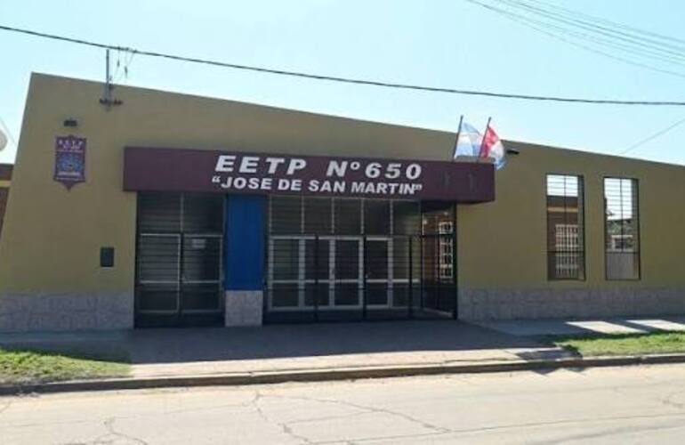 Imagen de Farroni minti&oacute;: La E.E.T.P. N&deg;650 y la N&deg;450 desmintieron las razones que di&oacute; la funcionaria sobre los cursos de la UTN