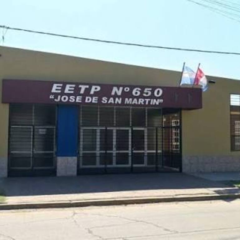 Imagen de Farroni minti&oacute;: La E.E.T.P. N&deg;650 y la N&deg;450 desmintieron las razones que di&oacute; la funcionaria sobre los cursos de la UTN