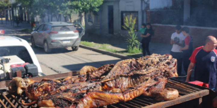 Imagen de Vuelve el cl&aacute;sico �Chancho M&oacute;vil� de Bomberos en Arroyo Seco