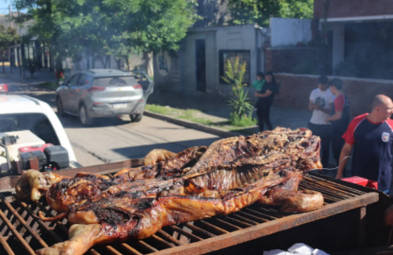 Imagen de Vuelve el cl&aacute;sico �Chancho M&oacute;vil� de Bomberos en Arroyo Seco