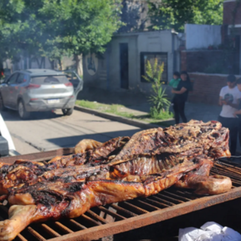 Imagen de Vuelve el cl&aacute;sico �Chancho M&oacute;vil� de Bomberos en Arroyo Seco